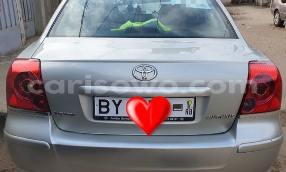 Ra Àlòkù Toyota Avensis Silver Ọkọ̀ in Cotonou ni Benin Ra Àlòkù Toyota Avensis Silver Ọkọ̀ in Cotonou ni Benin
