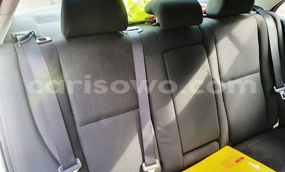 Ra Àlòkù Toyota Avensis Silver Ọkọ̀ in Cotonou ni Benin Ra Àlòkù Toyota Avensis Silver Ọkọ̀ in Cotonou ni Benin