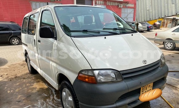 Sayi Na hannu Toyota Coaster White Babbar mota in Abomey Calavi a Benin