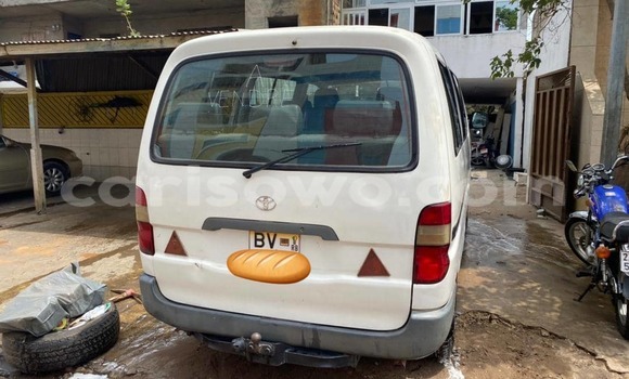 Ra Àlòkù Toyota Coaster funfun Ọkọ̀ akẹ́rù ńlá in Abomey Calavi ni Benin Ra Àlòkù Toyota Coaster funfun Ọkọ̀ akẹ́rù ńlá in Abomey Calavi ni Benin