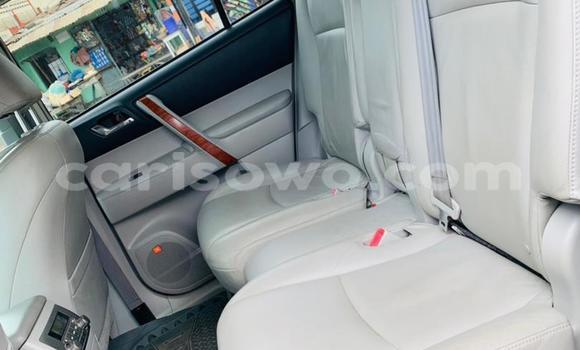 Buy Used Toyota Highlander Silver Car in Abomey Calavi in Benign Buy Used Toyota Highlander Silver Car in Abomey Calavi in Benign