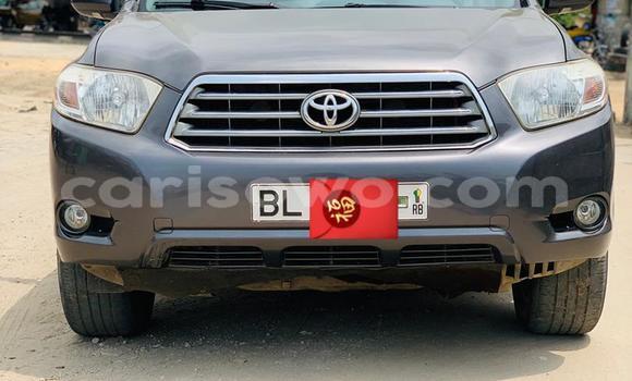 Buy Used Toyota Highlander Silver Car in Abomey Calavi in Benign Buy Used Toyota Highlander Silver Car in Abomey Calavi in Benign