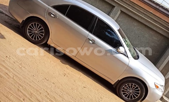 Buy Used Toyota Camry (Japan) Silver Car in Abomey Calavi in Benign Buy Used Toyota Camry (Japan) Silver Car in Abomey Calavi in Benign
