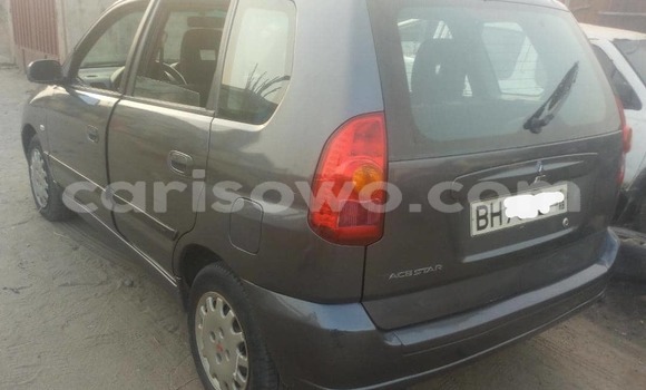 Acheter Occasion Voiture Mitsubishi Spacestar Marron à Cotonou, Benin Acheter Occasion Voiture Mitsubishi Spacestar Marron à Cotonou, Benin