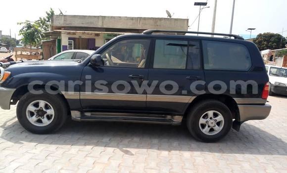 Acheter Occasion Voiture Toyota Land Cruiser Noir à Cotonou, Benin Acheter Occasion Voiture Toyota Land Cruiser Noir à Cotonou, Benin