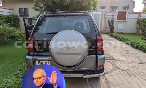Sayi Na hannu Toyota RAV4 Black Mota in Cotonou a Benin