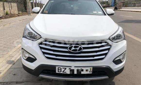 Acheter Occasion Voiture Hyundai Santa Fe Blanc à Cotonou, Benin