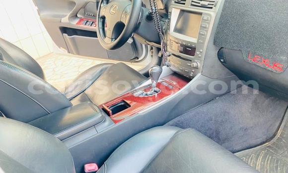 Acheter Occasion Voiture Lexus IS Blanc à Cotonou, Benin Acheter Occasion Voiture Lexus IS Blanc à Cotonou, Benin