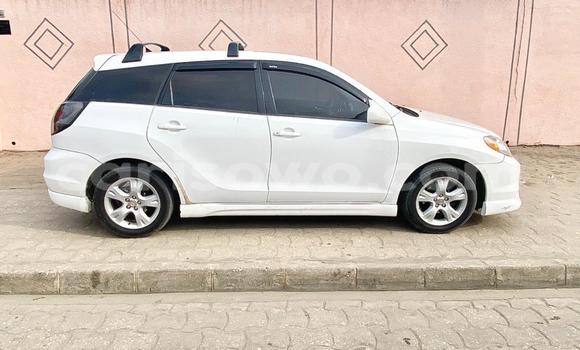 Buy Used Toyota Matrix White Car in Cotonou in Benign Buy Used Toyota Matrix White Car in Cotonou in Benign