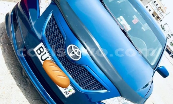 Sayi Na hannu Toyota Camry Blue Mota in Abomey Calavi a Benin