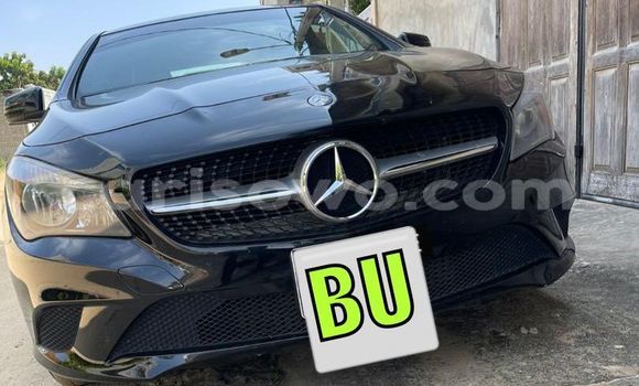 Sayi Na hannu Mercedes-Benz CLA-klasse AMG Black Mota in Cotonou a Benin