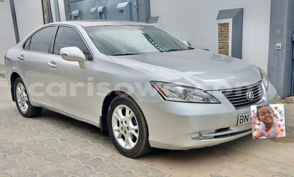 Buy Used Lexus ES Silver Car in Abomey Calavi in Benign Buy Used Lexus ES Silver Car in Abomey Calavi in Benign