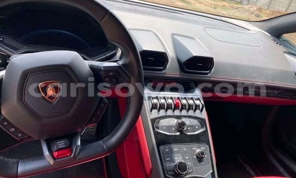 Ra Àlòkù Lamborghini Huracan Black Ọkọ̀ in Cotonou ni Benin Ra Àlòkù Lamborghini Huracan Black Ọkọ̀ in Cotonou ni Benin