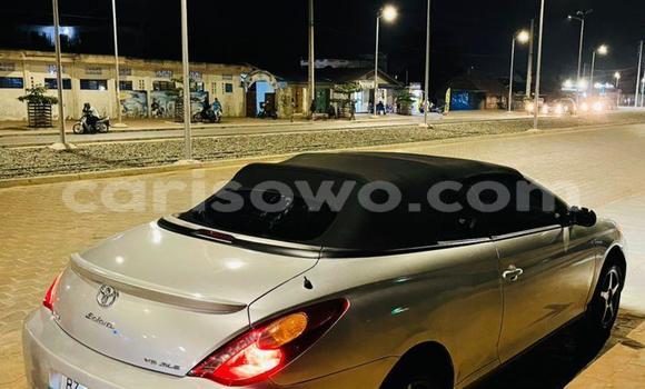 Buy Used Toyota Solara White Car in Cotonou in Benign