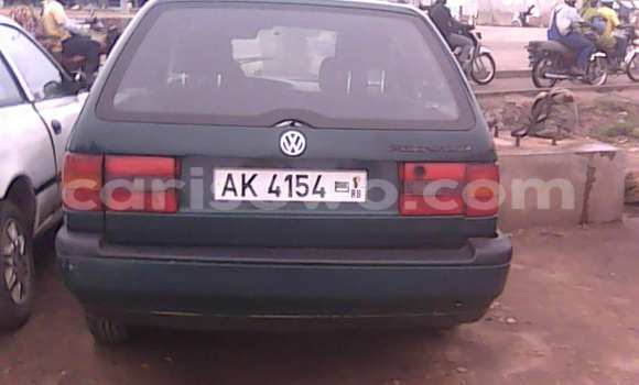 Ra Àlòkù Volkswagen Passat Alawọ ewe Ọkọ̀ in Savalou ni Benin Ra Àlòkù Volkswagen Passat Alawọ ewe Ọkọ̀ in Savalou ni Benin