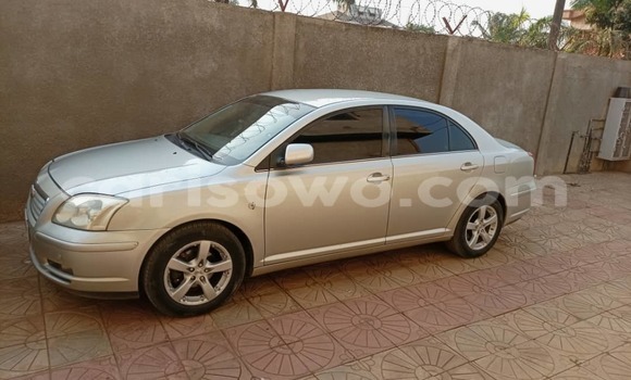 Acheter Occasion Voiture Toyota Avensis Beige à Cotonou, Benin Acheter Occasion Voiture Toyota Avensis Beige à Cotonou, Benin