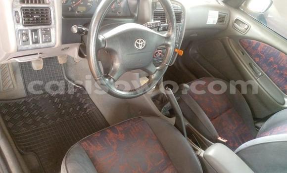 Sayi Na hannu Toyota Avensis Red Mota in Cotonou a Benin Sayi Na hannu Toyota Avensis Red Mota in Cotonou a Benin