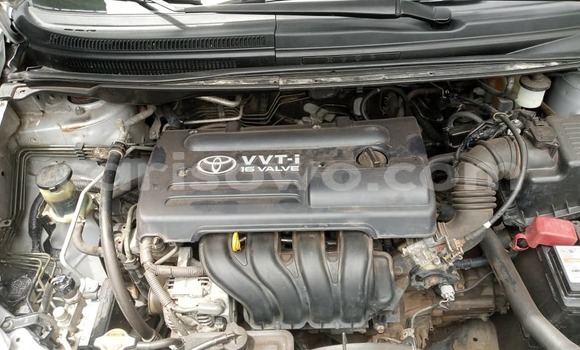 Ra Àlòkù Toyota Corolla Verso Silver Ọkọ̀ in Cotonou ni Benin Ra Àlòkù Toyota Corolla Verso Silver Ọkọ̀ in Cotonou ni Benin