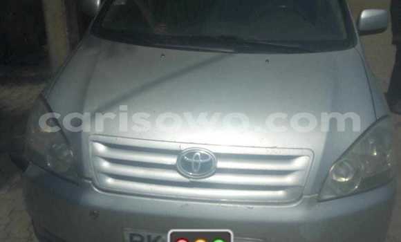 Acheter Occasion Voiture Toyota Avensis Verso Gris à Cotonou, Benin Acheter Occasion Voiture Toyota Avensis Verso Gris à Cotonou, Benin