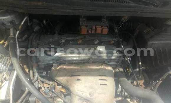 Acheter Occasion Voiture Toyota Avensis Verso Gris à Cotonou, Benin Acheter Occasion Voiture Toyota Avensis Verso Gris à Cotonou, Benin