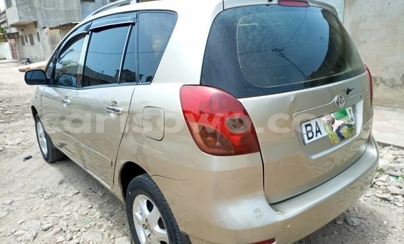 Ra Àlòkù Toyota Corolla Verso Silver Ọkọ̀ in Cotonou ni Benin Ra Àlòkù Toyota Corolla Verso Silver Ọkọ̀ in Cotonou ni Benin