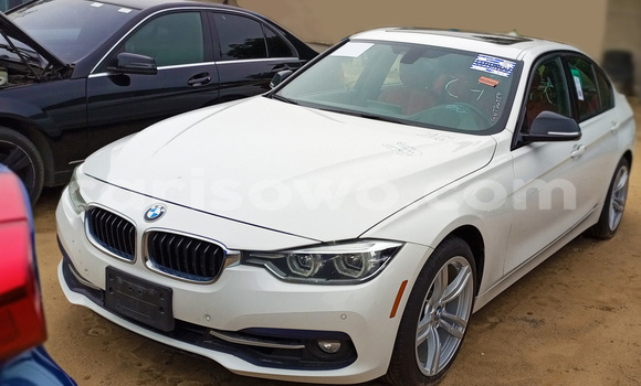 Acheter Occasion Voiture BMW 3–Series Blanc à Cotonou, Benin