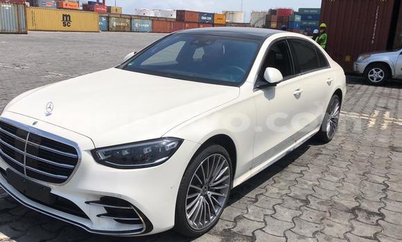 Acheter Occasion Voiture Mercedes-Benz S–Class Blanc à Cotonou, Benin Acheter Occasion Voiture Mercedes-Benz S–Class Blanc à Cotonou, Benin