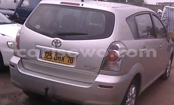 Acheter Occasion Voiture Toyota Corolla Gris à Porto Novo, Benin Acheter Occasion Voiture Toyota Corolla Gris à Porto Novo, Benin