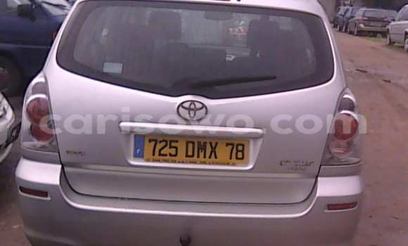 Acheter Occasion Voiture Toyota Corolla Gris à Porto Novo, Benin Acheter Occasion Voiture Toyota Corolla Gris à Porto Novo, Benin