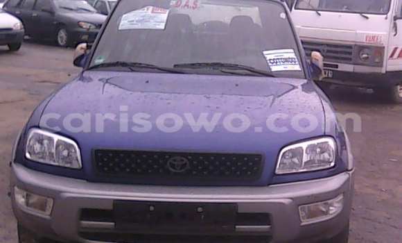 Sayi Na hannu Toyota RAV4 Blue Mota in Porto Novo a Benin Sayi Na hannu Toyota RAV4 Blue Mota in Porto Novo a Benin