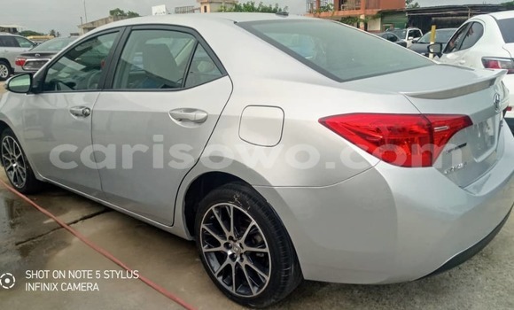 Ra Imported Toyota Corolla Miiran Ọkọ̀ in Cotonou ni Benin Ra Imported Toyota Corolla Miiran Ọkọ̀ in Cotonou ni Benin