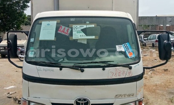 Acheter Import Voiture Toyota Dyna Blanc à Cotonou, Benin Acheter Import Voiture Toyota Dyna Blanc à Cotonou, Benin