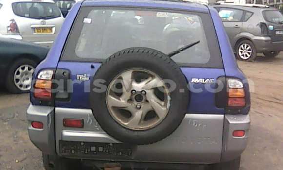 Sayi Na hannu Toyota RAV4 Blue Mota in Porto Novo a Benin Sayi Na hannu Toyota RAV4 Blue Mota in Porto Novo a Benin