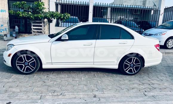 Sayi Sabo Mercedes-Benz C-Classe White Mota in Cotonou a Benin Sayi Sabo Mercedes-Benz C-Classe White Mota in Cotonou a Benin