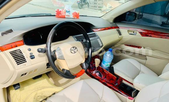 Ra Àlòkù Toyota Avalon Black Ọkọ̀ in Cotonou ni Benin Ra Àlòkù Toyota Avalon Black Ọkọ̀ in Cotonou ni Benin