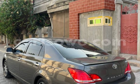 Acheter Occasion Voiture Toyota Avalon Gris à Cotonou, Benin Acheter Occasion Voiture Toyota Avalon Gris à Cotonou, Benin