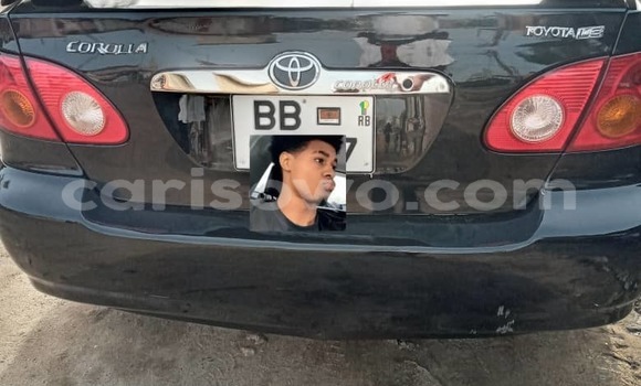 Buy Used Toyota Corolla Black Car in Cotonou in Benign