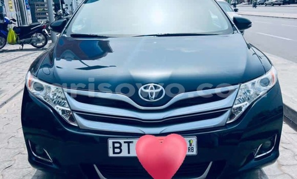 Ra Tuntun Toyota Venza Black Ọkọ̀ in Cotonou ni Benin Ra Tuntun Toyota Venza Black Ọkọ̀ in Cotonou ni Benin