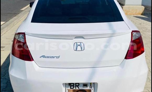 Acheter Occasion Voiture Honda Accord Blanc à Cotonou, Benin Acheter Occasion Voiture Honda Accord Blanc à Cotonou, Benin