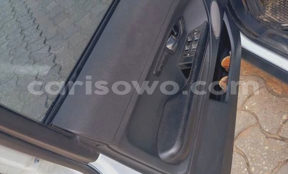 Acheter Occasion Voiture Land Rover Range Rover Sport Blanc à Cotonou, Benin Acheter Occasion Voiture Land Rover Range Rover Sport Blanc à Cotonou, Benin