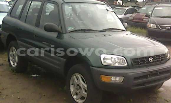 Sayi Na hannu Toyota RAV4 Green Mota in Porto Novo a Benin Sayi Na hannu Toyota RAV4 Green Mota in Porto Novo a Benin