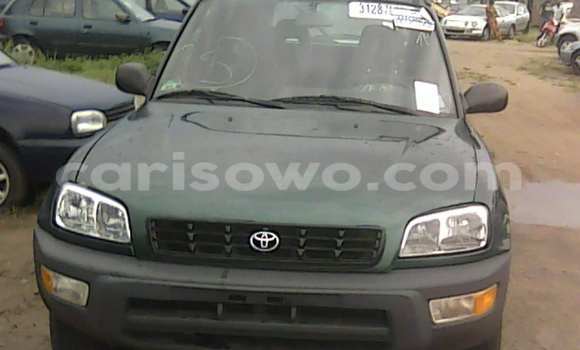 Sayi Na hannu Toyota RAV4 Green Mota in Porto Novo a Benin Sayi Na hannu Toyota RAV4 Green Mota in Porto Novo a Benin