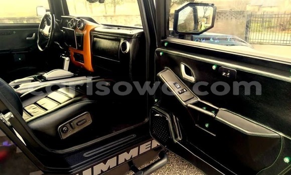 Sayi Na hannu Hummer H2 Black Mota in Cotonou a Benin Sayi Na hannu Hummer H2 Black Mota in Cotonou a Benin
