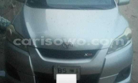 Ra Àlòkù Toyota Matrix Silver Ọkọ̀ in Cotonou ni Benin Ra Àlòkù Toyota Matrix Silver Ọkọ̀ in Cotonou ni Benin