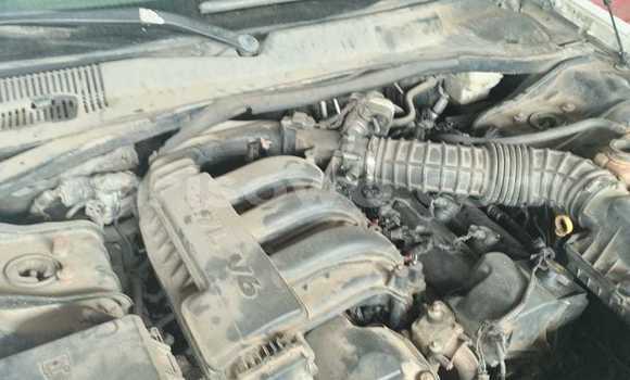 Ra Àlòkù Chrysler 300C funfun Ọkọ̀ in Cotonou ni Benin Ra Àlòkù Chrysler 300C funfun Ọkọ̀ in Cotonou ni Benin