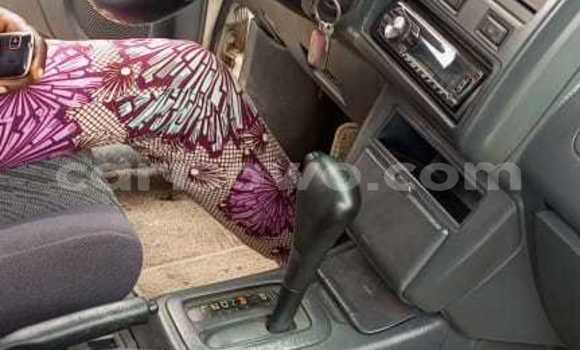 Acheter Occasion Voiture Toyota RAV4 Gris à Cotonou, Benin Acheter Occasion Voiture Toyota RAV4 Gris à Cotonou, Benin