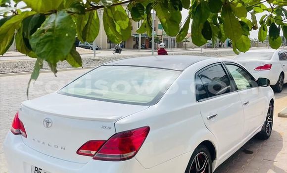 Acheter Occasion Voiture Toyota Avalon Blanc à Abomey Calavi, Benin Acheter Occasion Voiture Toyota Avalon Blanc à Abomey Calavi, Benin