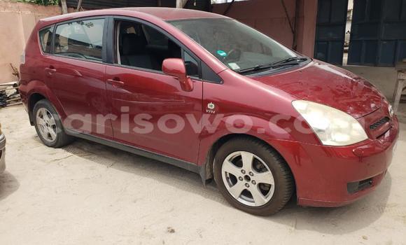 Sayi Na hannu Toyota Corolla Verso Red Mota in Abomey Calavi a Benin Sayi Na hannu Toyota Corolla Verso Red Mota in Abomey Calavi a Benin