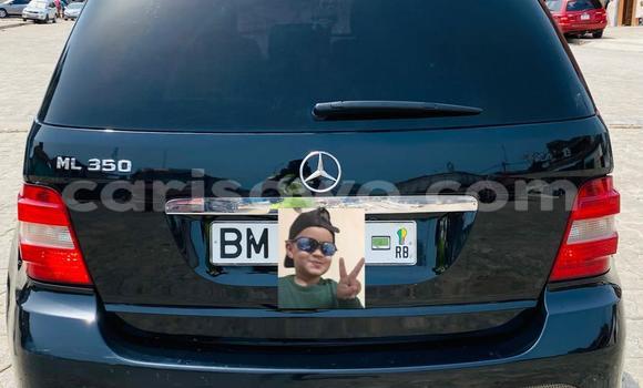 Sayi Na hannu Mercedes-Benz ML–Class Black Mota in Abomey Calavi a Benin Sayi Na hannu Mercedes-Benz ML–Class Black Mota in Abomey Calavi a Benin