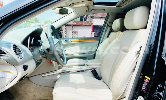 Sayi Na hannu Mercedes-Benz ML–Class Black Mota in Abomey Calavi a Benin Sayi Na hannu Mercedes-Benz ML–Class Black Mota in Abomey Calavi a Benin